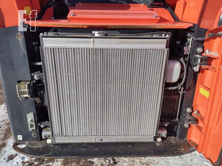 kubota-svl75-image-35