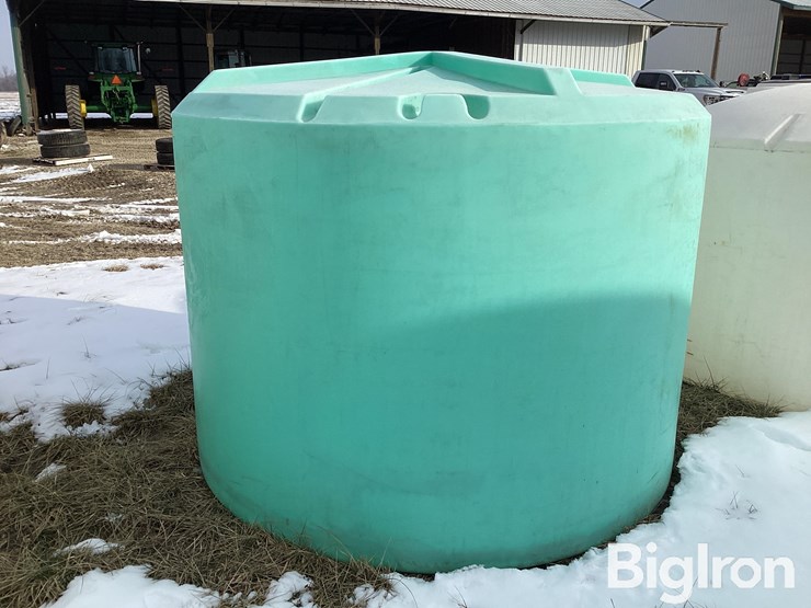1,500-gallon-water/liquid-fertilizer-vertical-tank-image-6