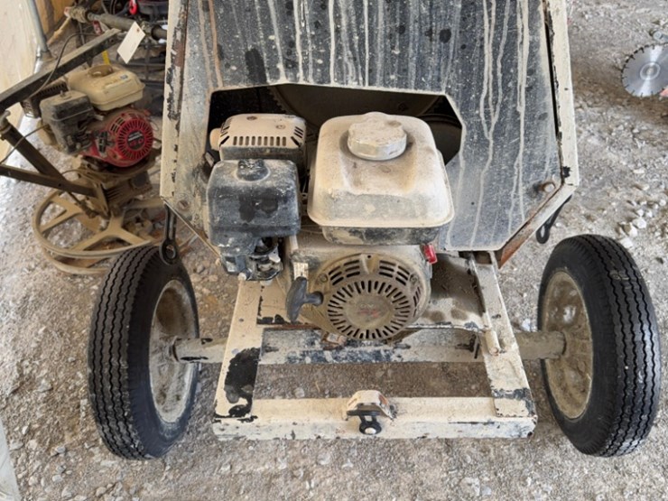 concrete-mixer-with-honda-motor-image-5