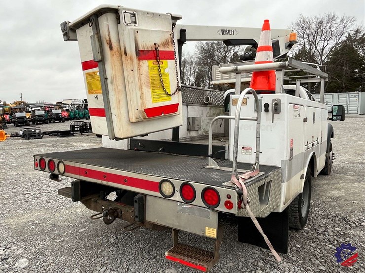 2013-ford-f450-image-28