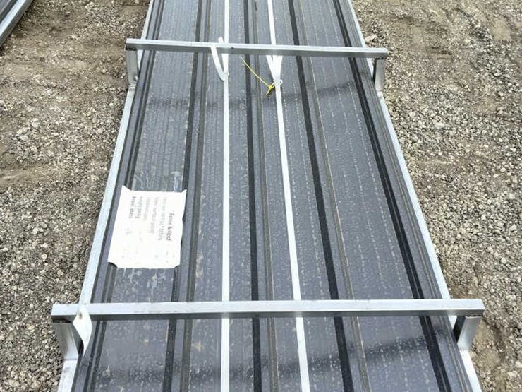 #81-•-galvalume-style-roof-board-10-ft-x-3ft-(aboss)-image-1