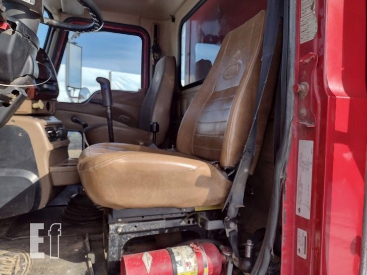 06-mack-cv713-granite-dump-truck^title^-image-16