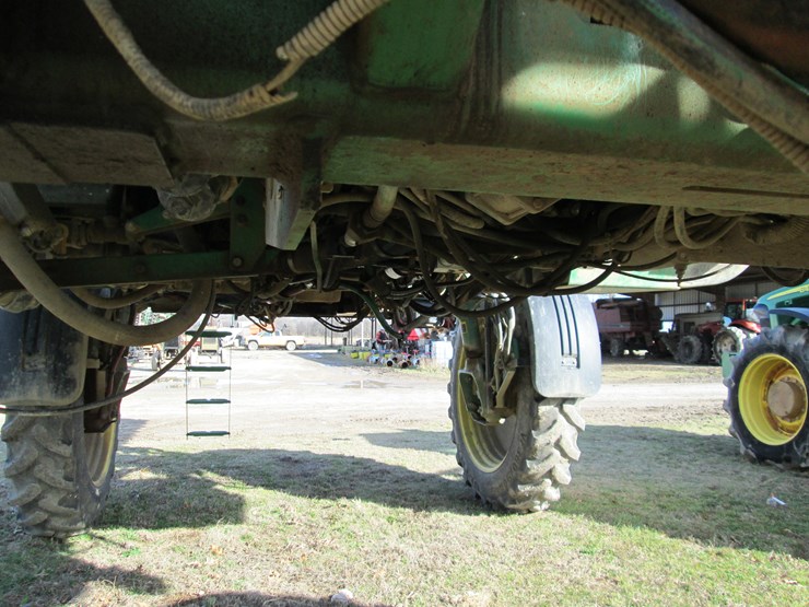 john-deere-4830-image-16