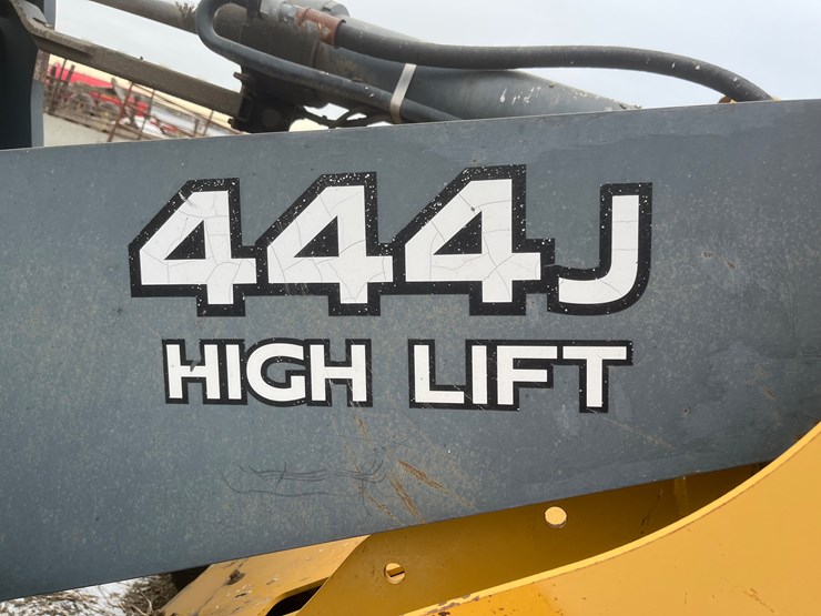 deere-444j-image-24