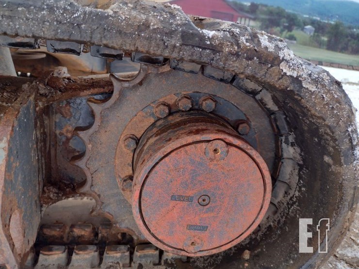 2016-deere-35g-image-26