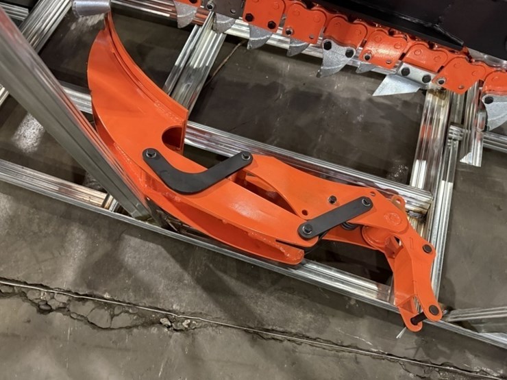 2025-pabreak-tcr380-trencher-image-7