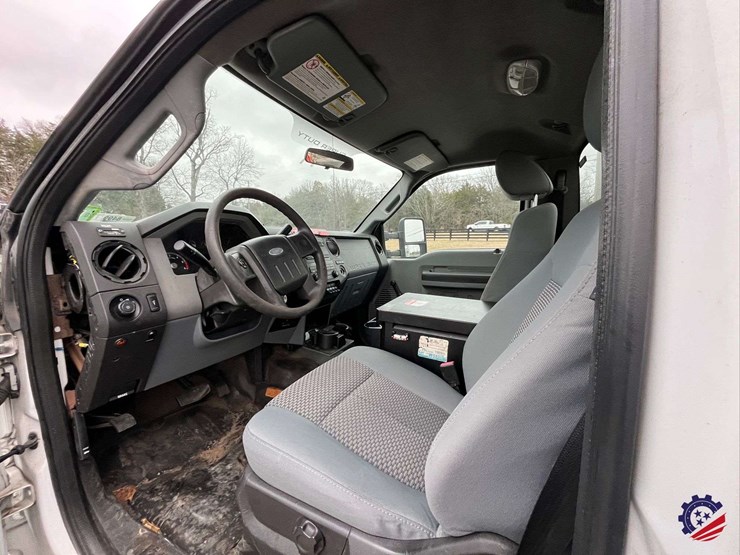 2013-ford-f450-image-58