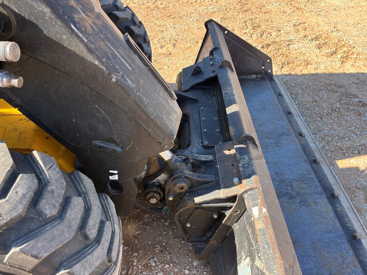 2020-jcb-3ts-8w-image-8