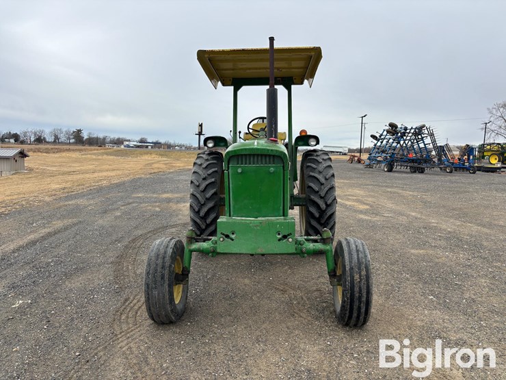 john-deere-2520-image-2