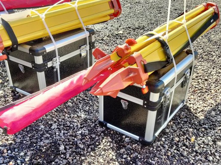 #253-•-self-leveling-rotary-laser-level-image-1