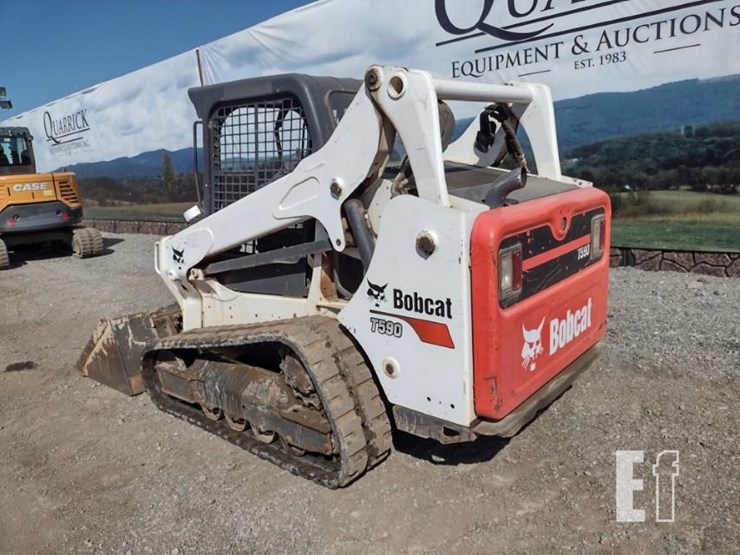 2020-bobcat-t590-image-40