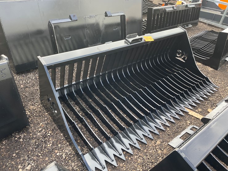 #2061-•-72"-high-side-fine-skeleton-bucket-image-2