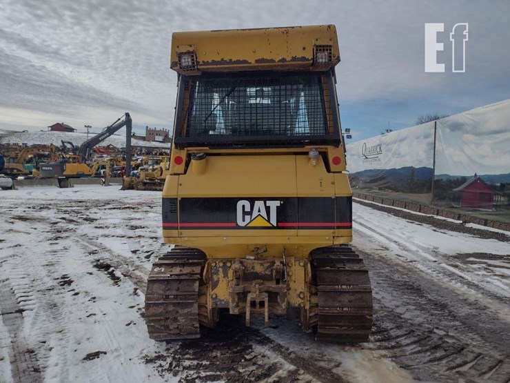 2005-caterpillar-d4g-xl-image-4