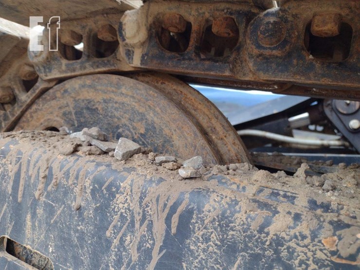 2021-deere-85g-image-32