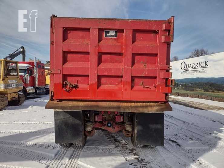 06-mack-cv713-granite-dump-truck^title^-image-4