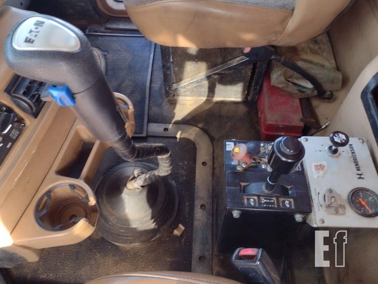 06-mack-cv713-granite-dump-truck^title^-image-13