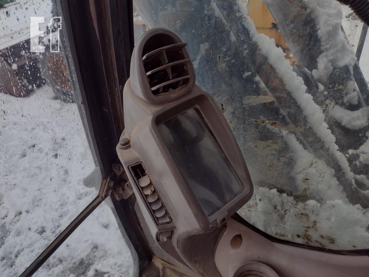 deere-350g-lc-image-9