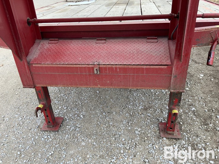 2009-elite-30’-dovetail-t/a-gooseneck-trailer-image-20