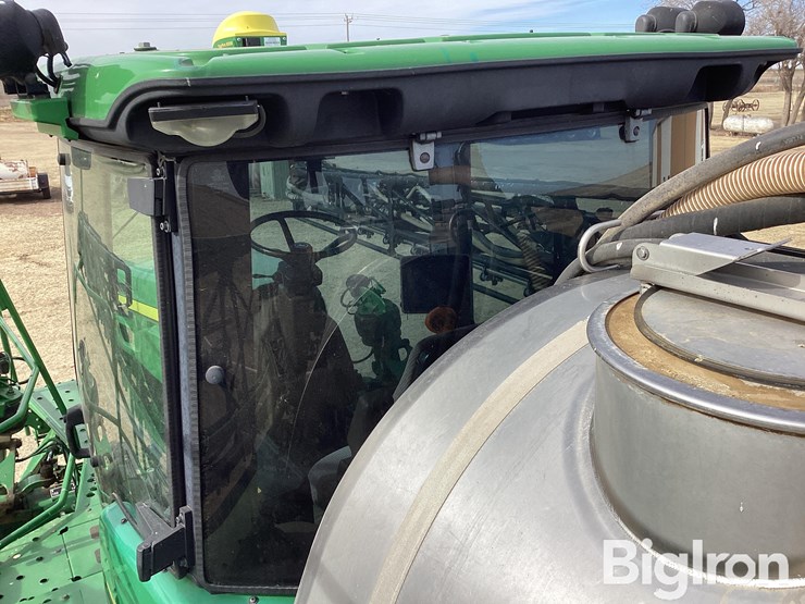 2011-john-deere-4730-image-19