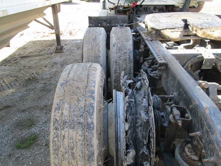 2012-international-prostar-image-5