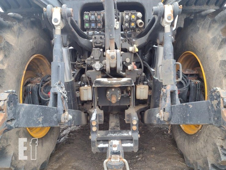 jcb-fastrac-4220-image-22