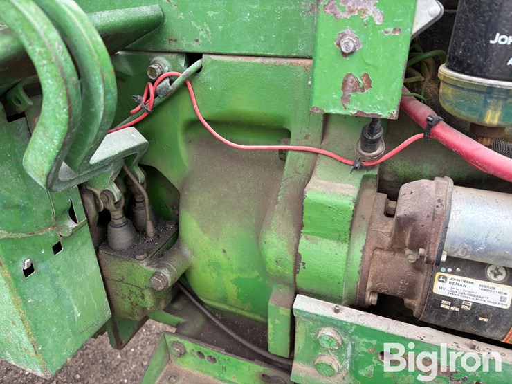 john-deere-2520-image-18