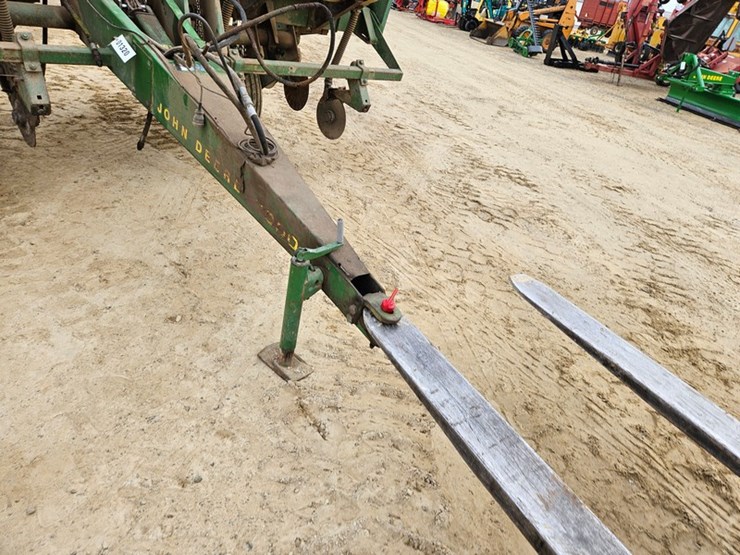 john-deere-7000-image-10