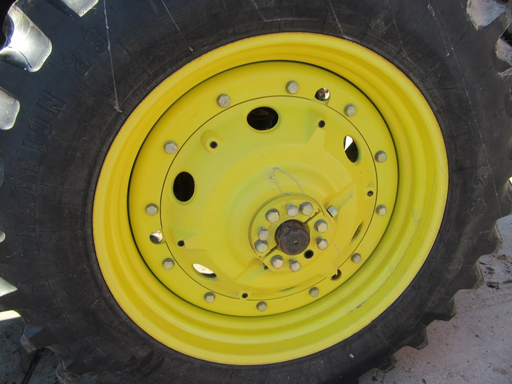 john-deere-7520-image-15