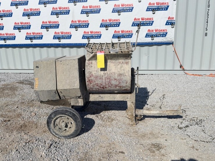 concrete-mixer-with-honda-motor-image-1