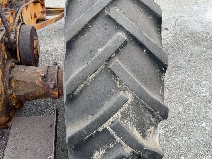 minneapolis-moline-lp/gas-image-27