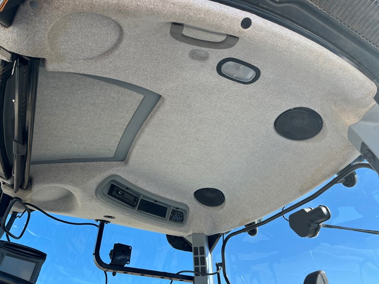 2014-new-holland-t6.175-image-18