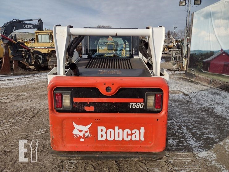 2018-bobcat-t590-image-4