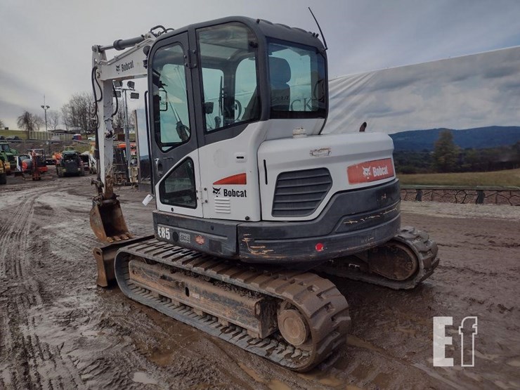 2014-bobcat-e85-image-52