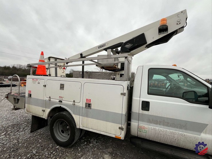 2013-ford-f450-image-39