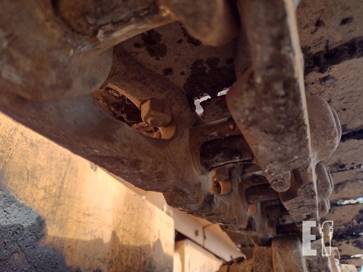 komatsu-d31a-17-image-26