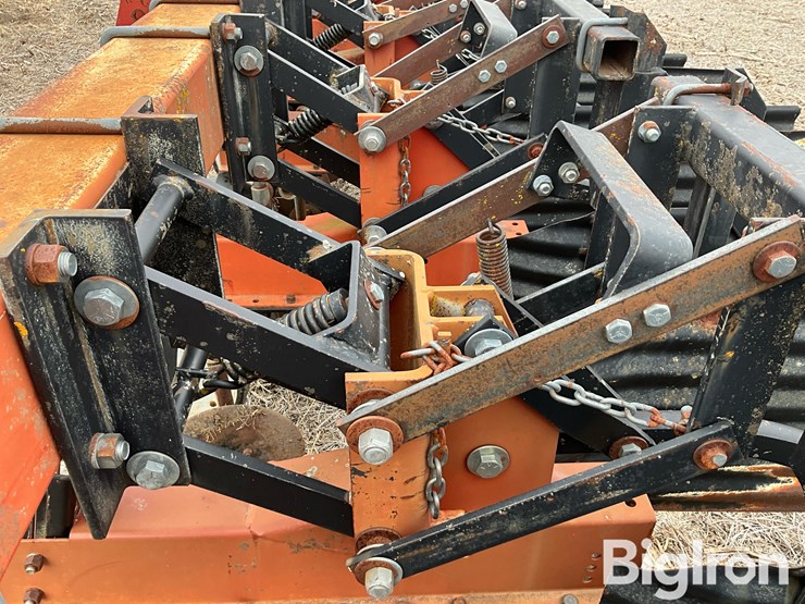 sukup-6r30”-3-pt-row-crop-cultivator-image-18