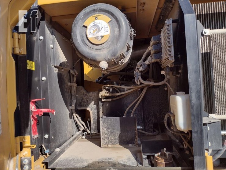 2020-deere-350g-lc-image-42