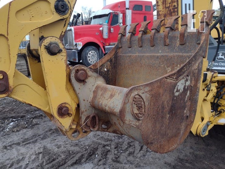 2005-deere-310g-image-30