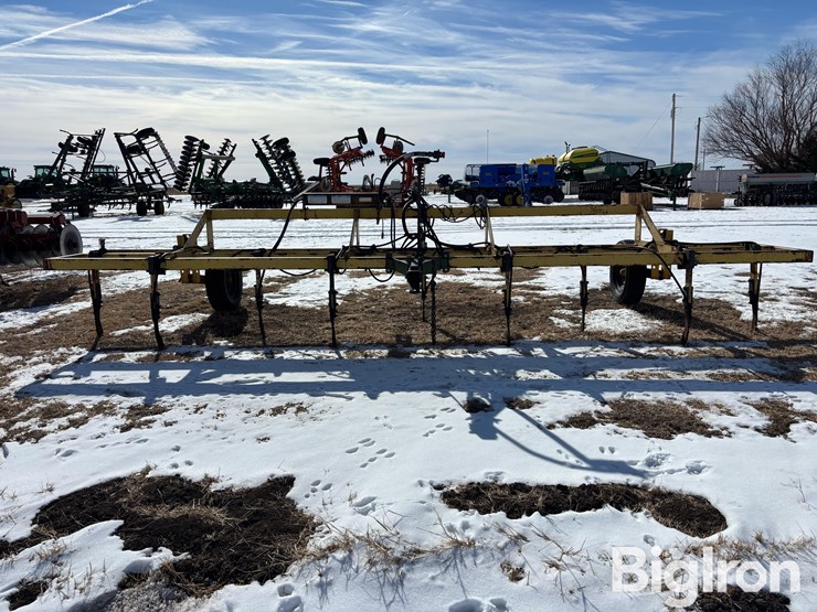 hamby-4x4-toolbar-nh3-chisel-image-6