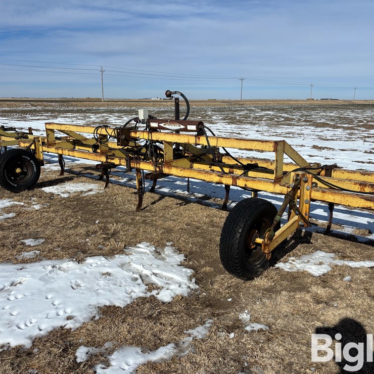 Hamby 4x4 Toolbar NH3 Chisel