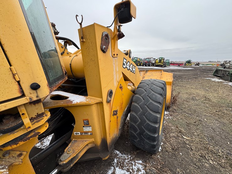 deere-544h-image-33