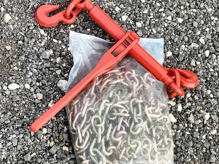 #90-•-ratchet-load-binder-with-zinc-plated-chain-image-1