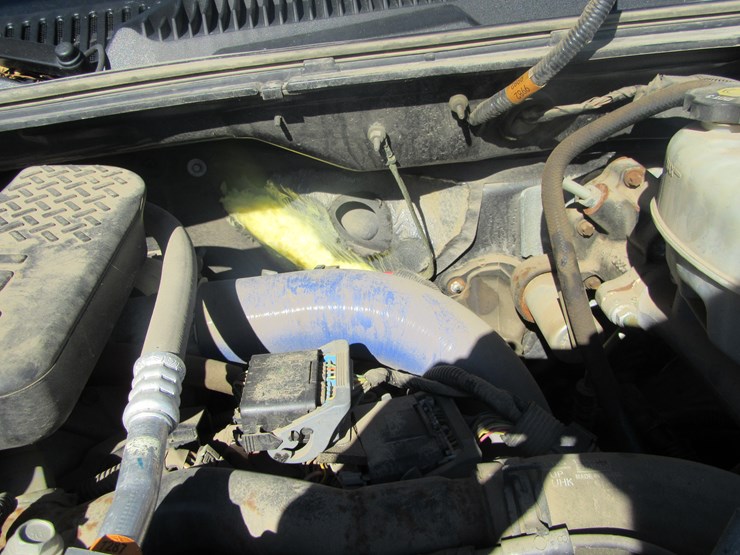 2004-chevrolet-2500-image-48