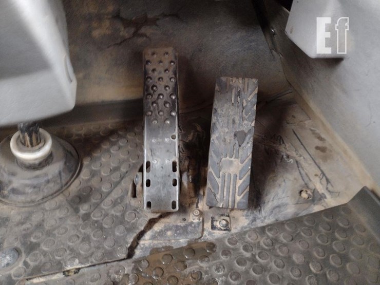 2014-volvo-a40g-image-13