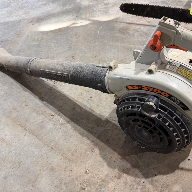 #1076 • ES 2100 Leaf Blower