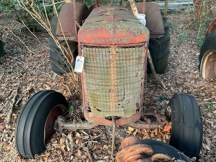 case-parts-tractor-image-3