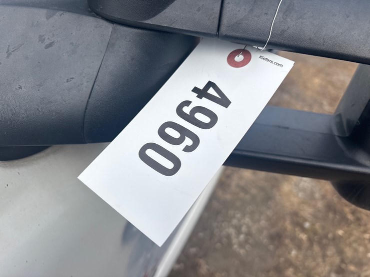 2004-chevrolet-2500-image-13