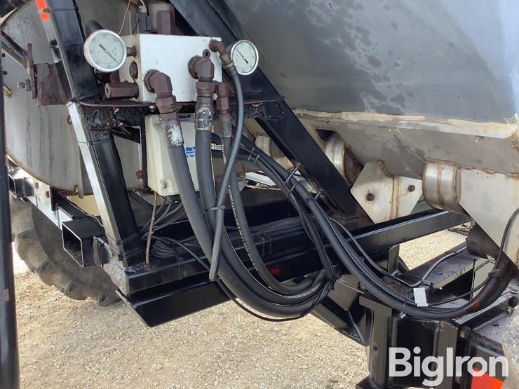 2011-kuhn-krause-1200-gladiator-w/montag-dry-box-fertilizer-cart-w/scale-image-11