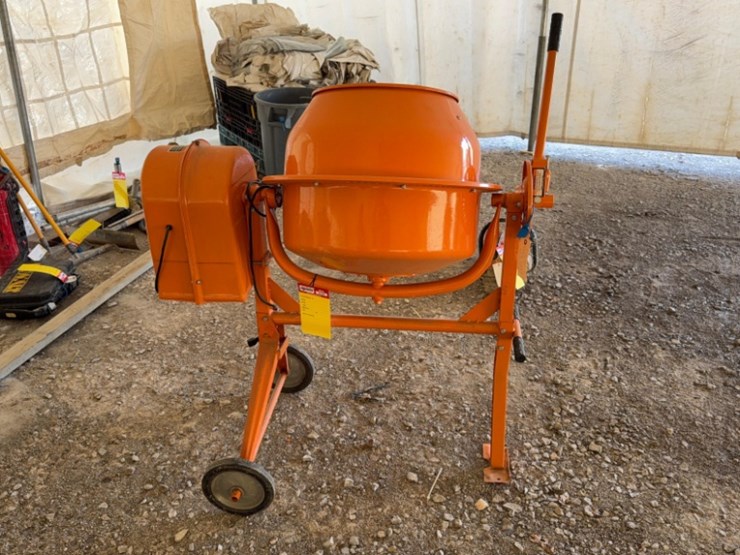 concrete-mixer-with-electric-motor-image-1