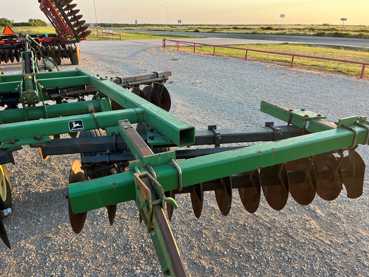 2001-john-deere-637-image-9